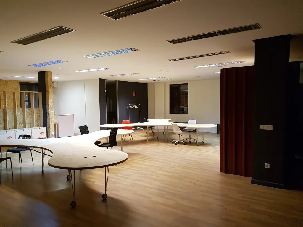 Via lab espacio coworking valladolid zona común