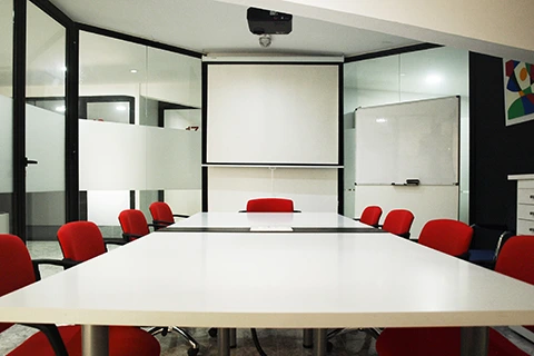 work center salamanca sala de reuniones